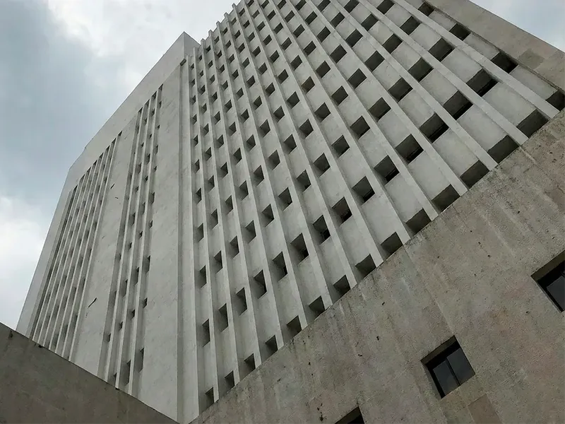 Palacio de Justicia de Cali, frente a la oficina de Judiser